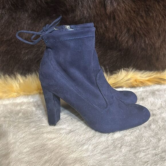 Marc Fisher booties 6 (4000) NWOT - Picture 2 of 5